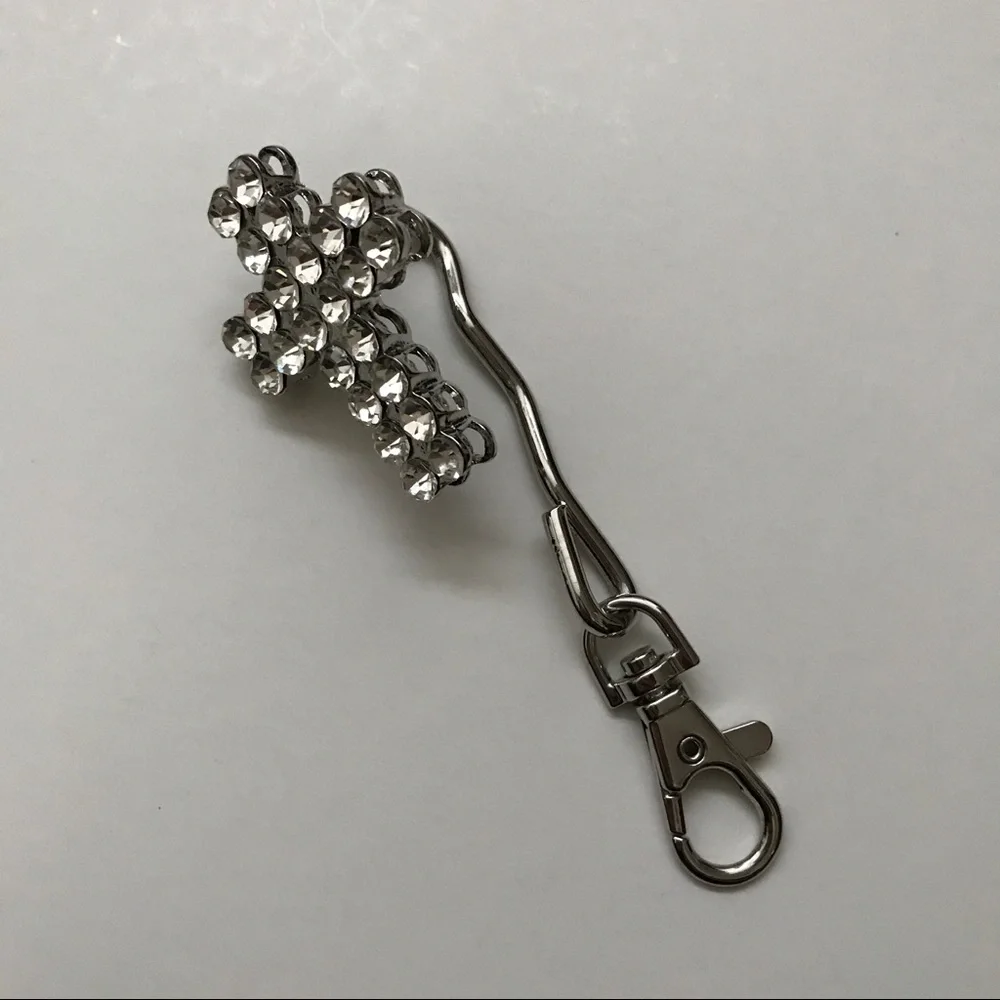 NWOT Crystal bag charm key finder